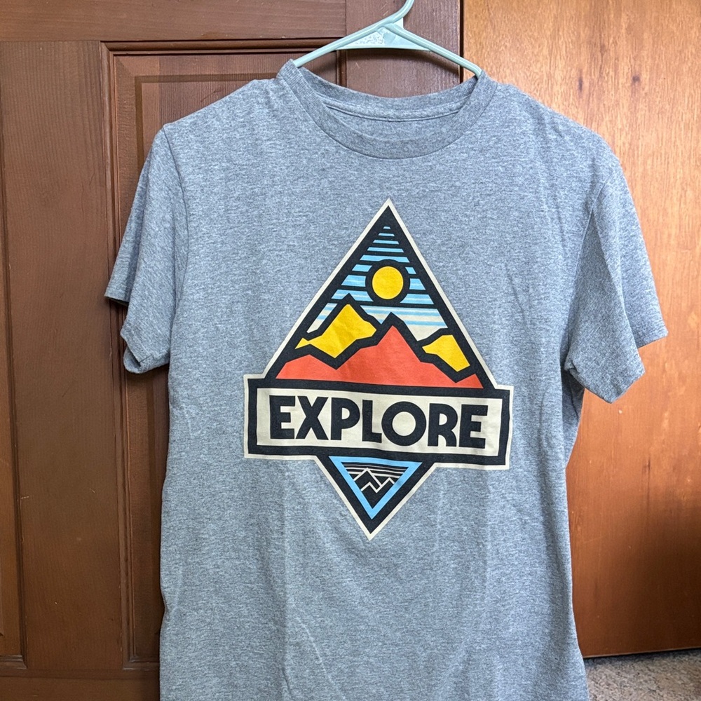Gray Explore Graphic T-Shirt
